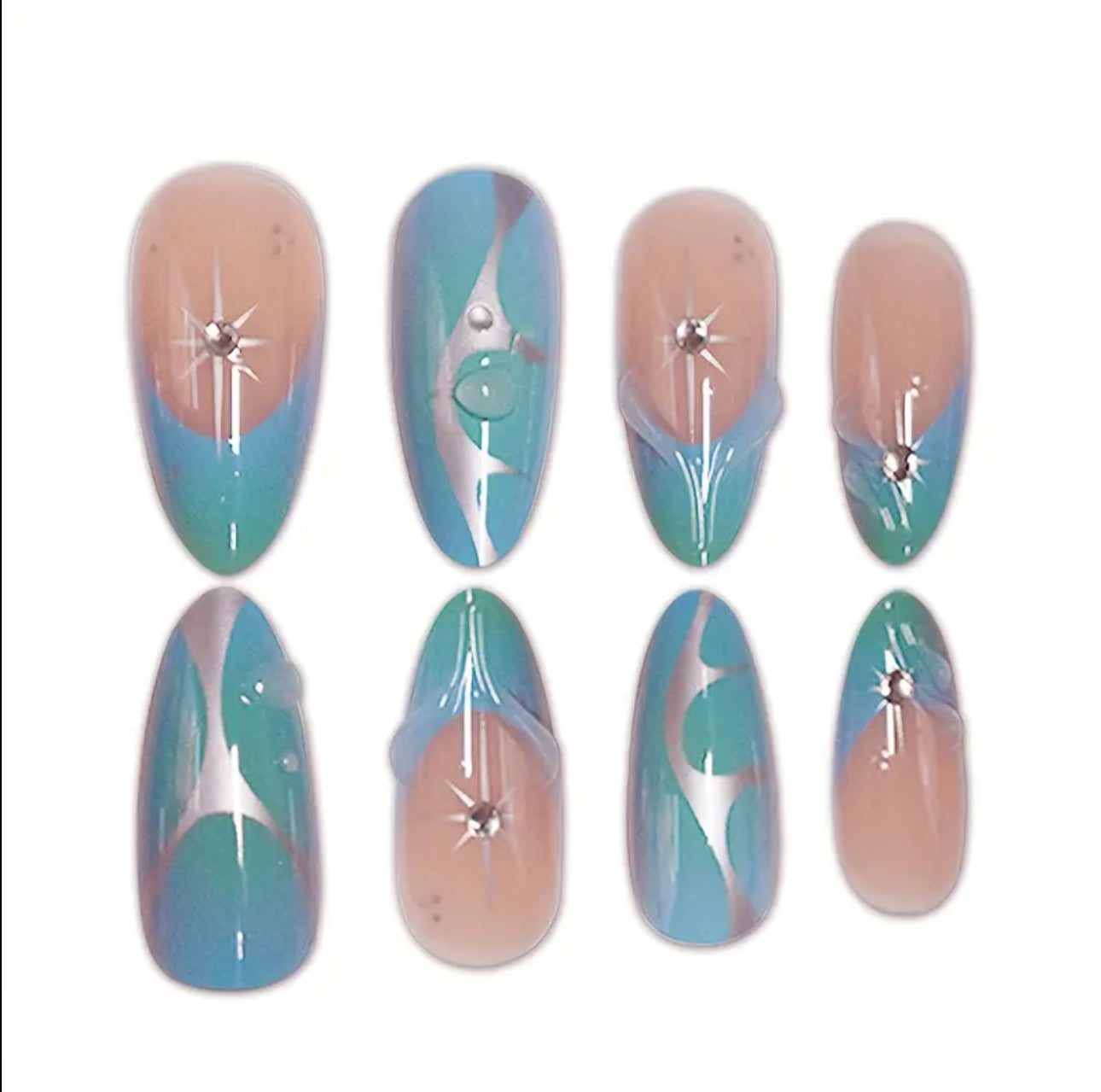 24/48pcs Sweet & Cool 3D Wavy Silvery Texture Press-On Nails - Almond Shape