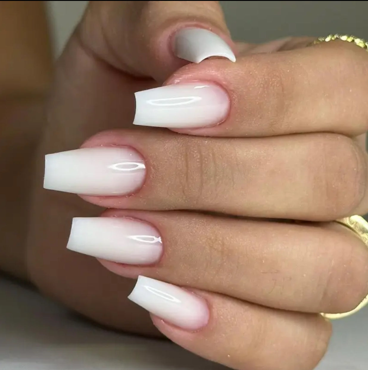 96pcs Press on Nails Medium Long Square Ombre Nude Pink White Fake Glue on Nails with Simple Design for Women Girls Full Cover Artificial Acrylic False Stick on Nail for Daily Wear Wedding