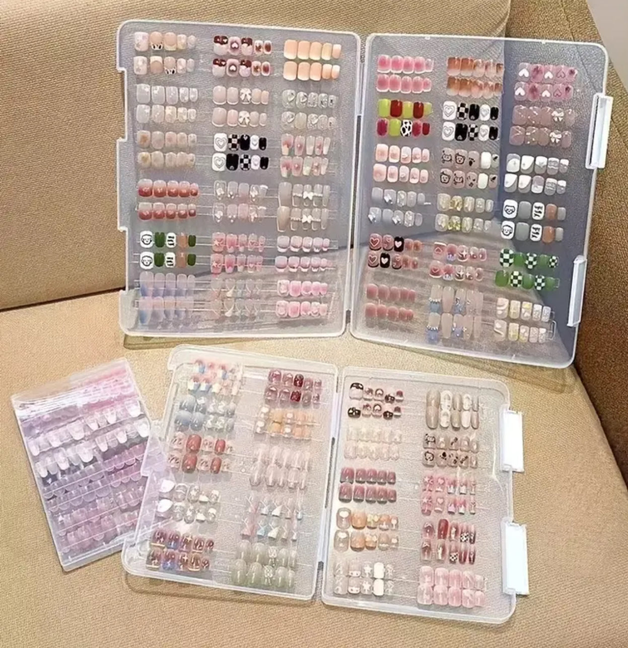 96pcs Manicure Random Combination Set - Fashionable Mixed Color Advanced Texture Wear Nail Polish Surface, Multicolored Fake Nails with Glossy Finish, Almond Shaped, Medium Length, Plastic Material, Nail Art Supplies|Vibrant Nail Design|Glossy Finish Nail